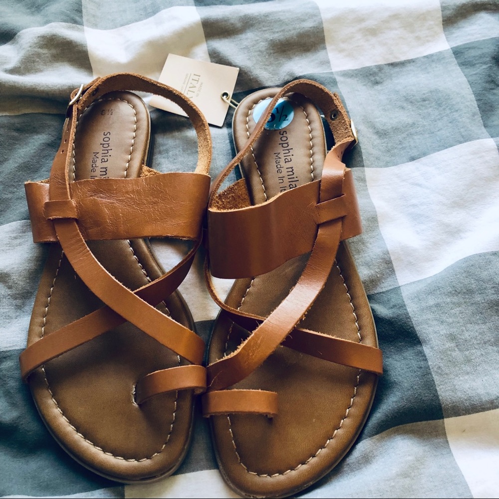 Sophia Milano leather sandals size 6.5